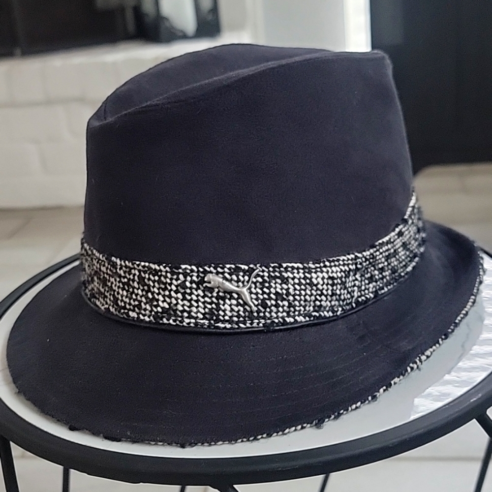 Puma Fedora Black size S/M